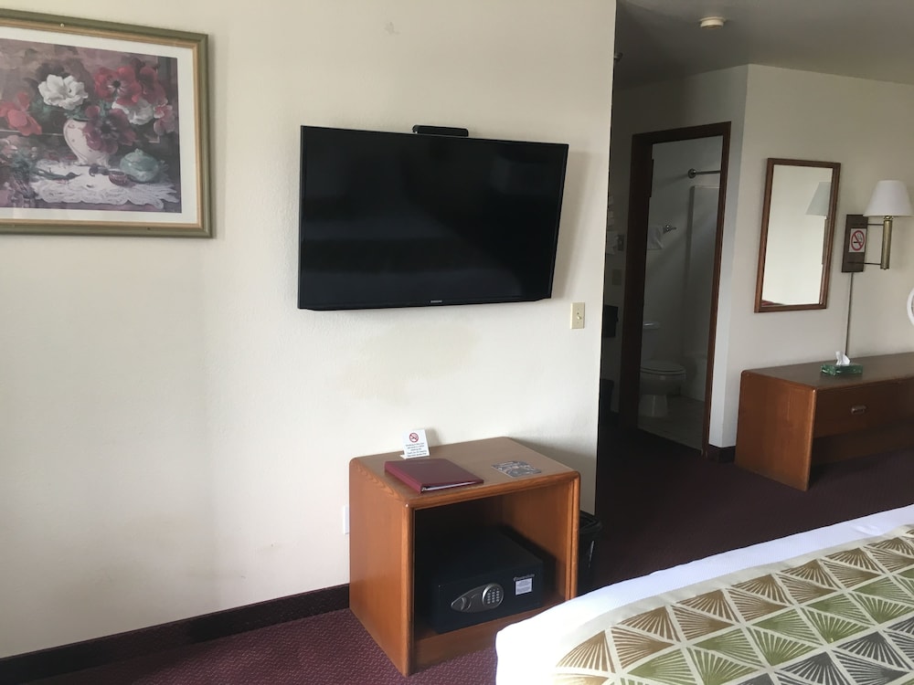 Westward Inn - photo 9