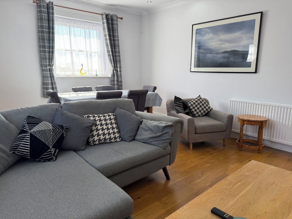 Spring Garden Apartments — 4-Star Luxury Hotel in Gosport, United Kingdom