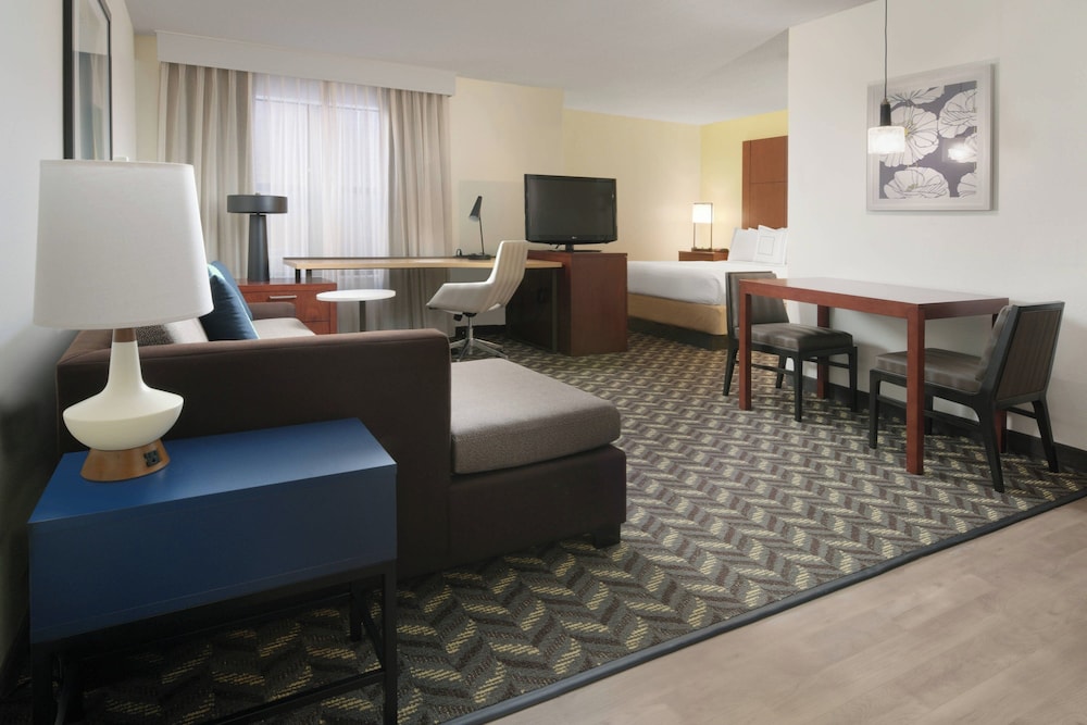 Residence Inn by Marriott Addison - photo 7
