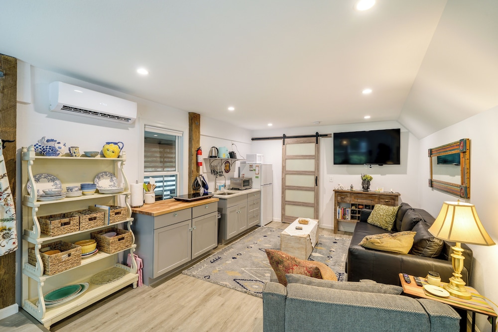 Kitty Hawk Vacation Rental with Pool and Hot Tub — 4-Star Luxury Hotel in Kitty Hawk, United States