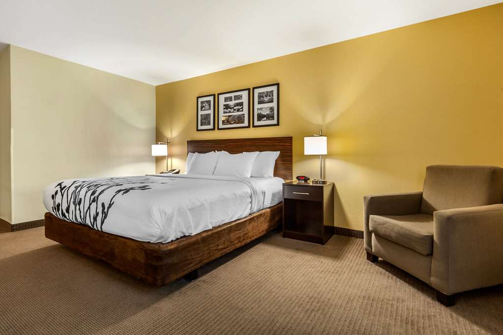 Sleep Inn & Suites Fargo Medical Center - photo 10