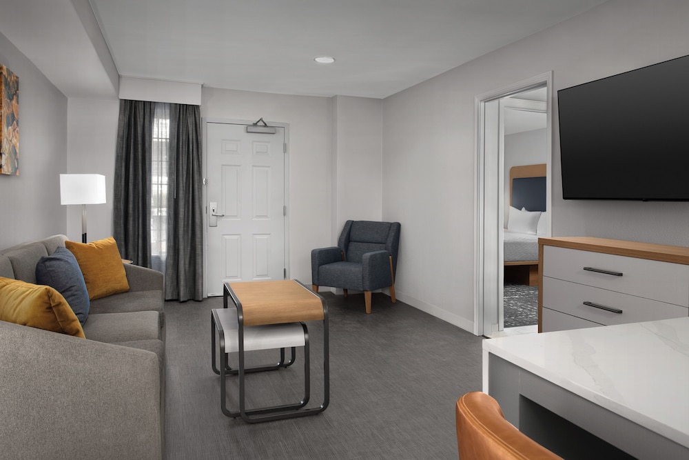 Homewood Suites by Hilton Vancouver Portland - photo 11