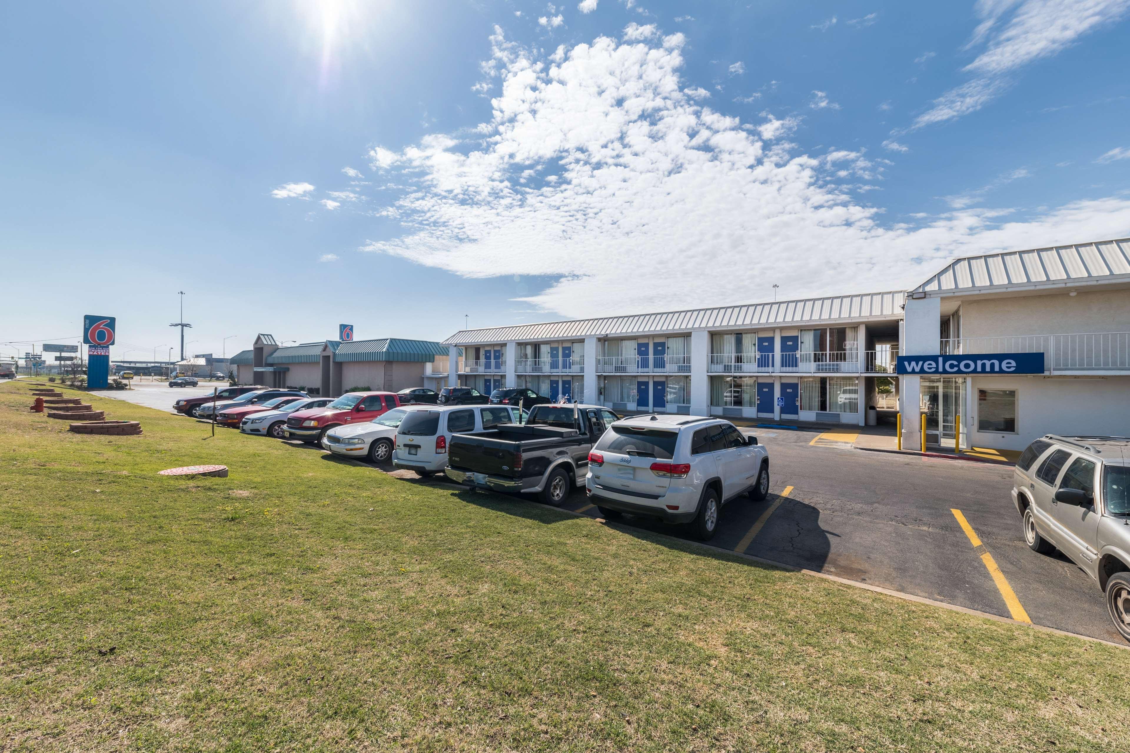 Motel 6 Bricktown - photo 17