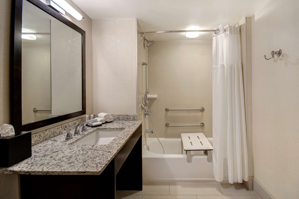 Embassy Suites by Hilton Jacksonville Baymeadows - photo 50