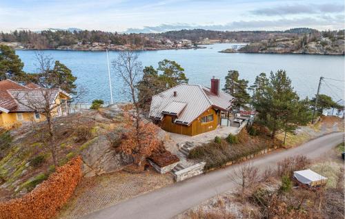 3 Bedroom Cozy Home In Sandefjord — 4-Star Luxury Hotel in Sandefjord, Norway