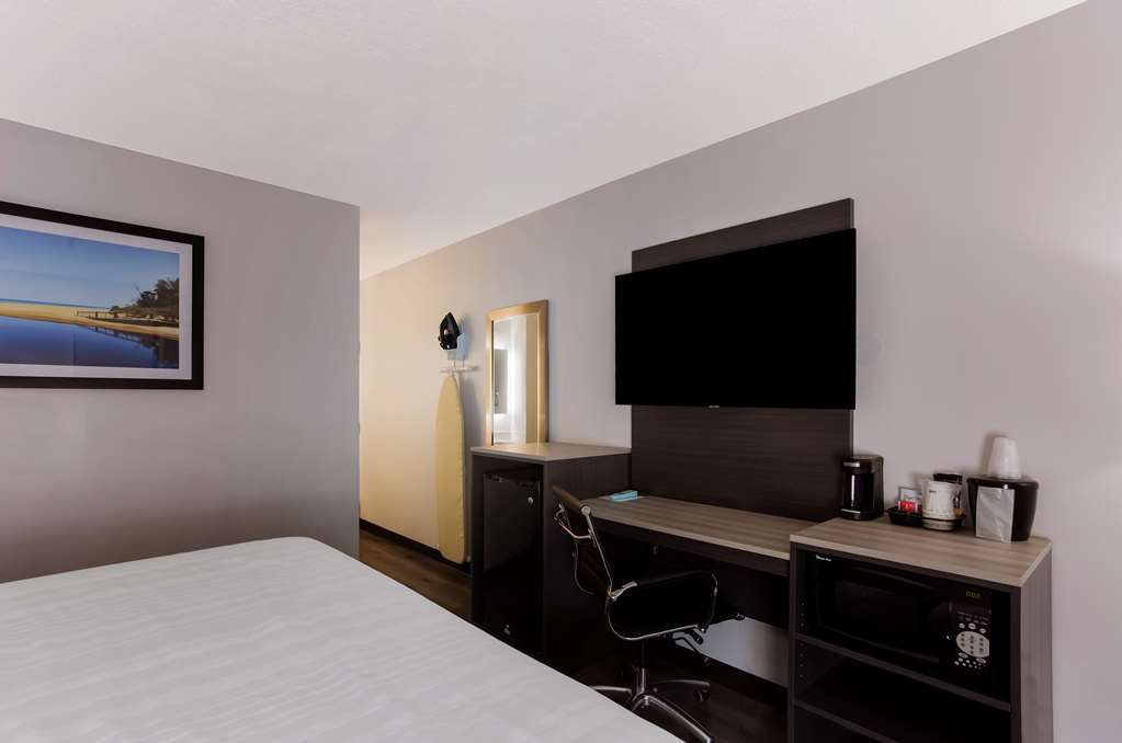 Quality Inn South Bend near Notre Dame - photo 30