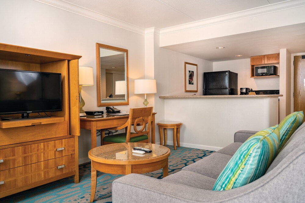 Waikiki Marina Resort at the Ilikai - photo 12