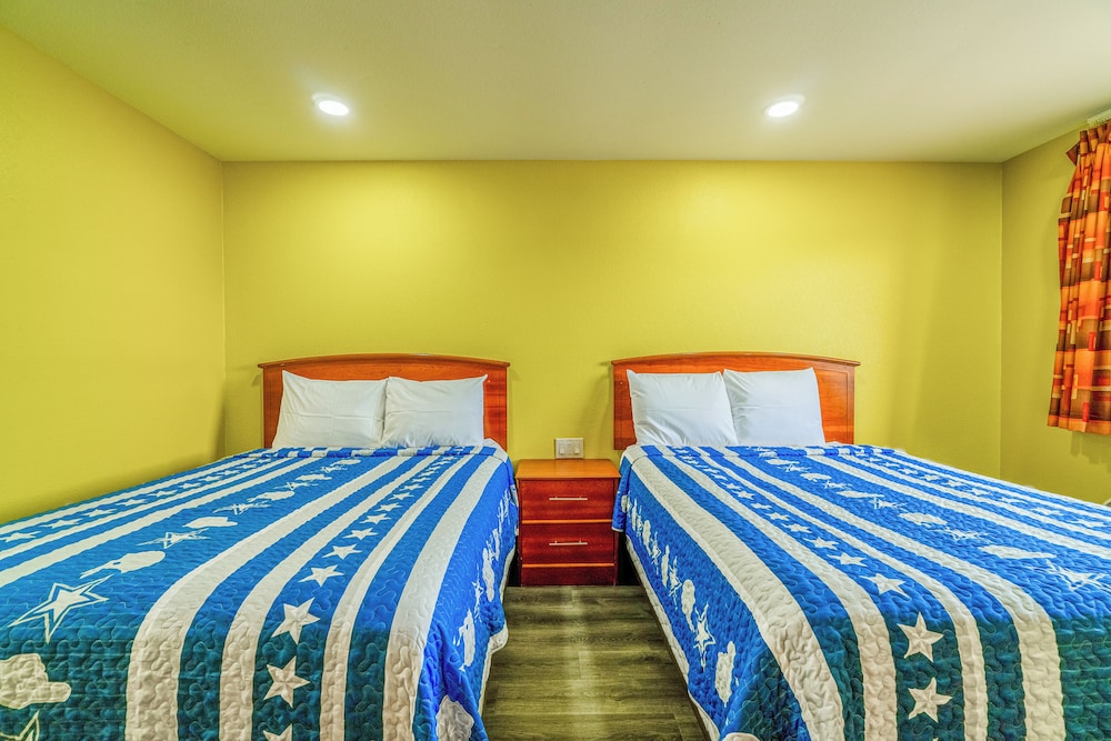 Regency Inn By OYO Rockdale TX - photo 21