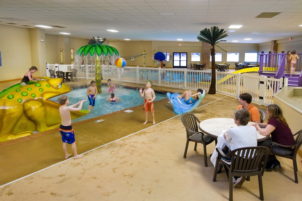 Lake Okoboji Resort and Conference Center - photo 11
