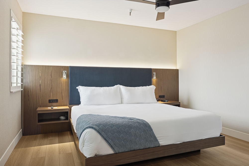 456 Embarcadero Inn & Suites - photo 25