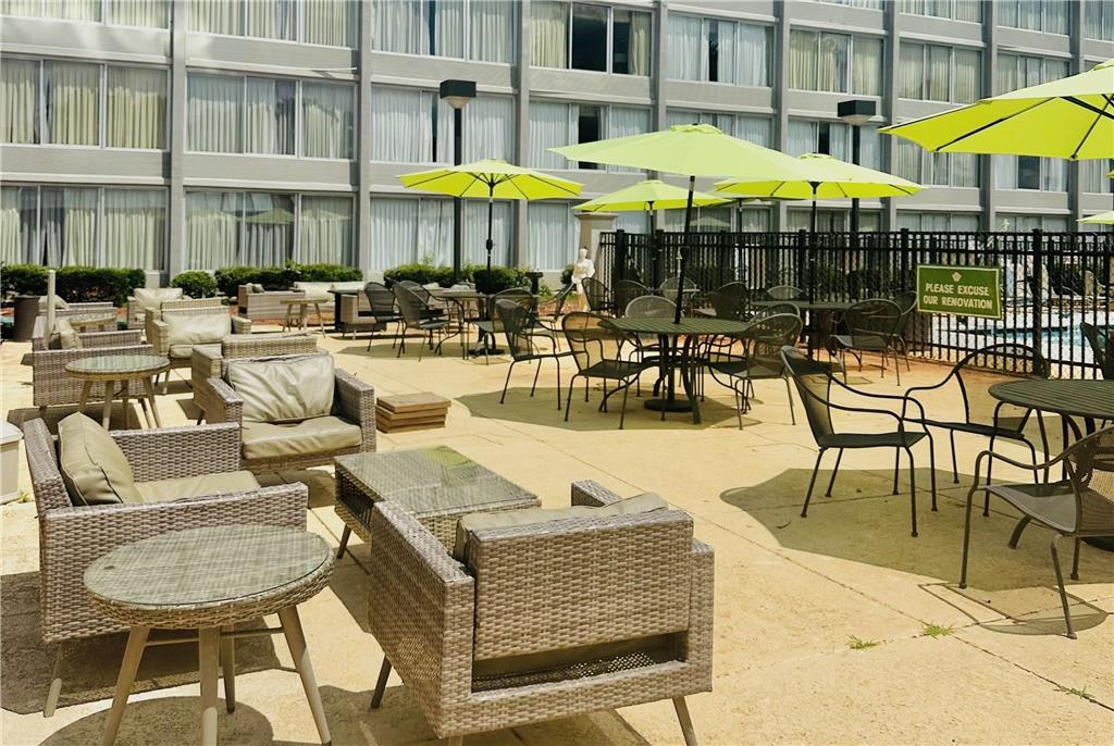 Wyndham Garden Greensboro - photo 4