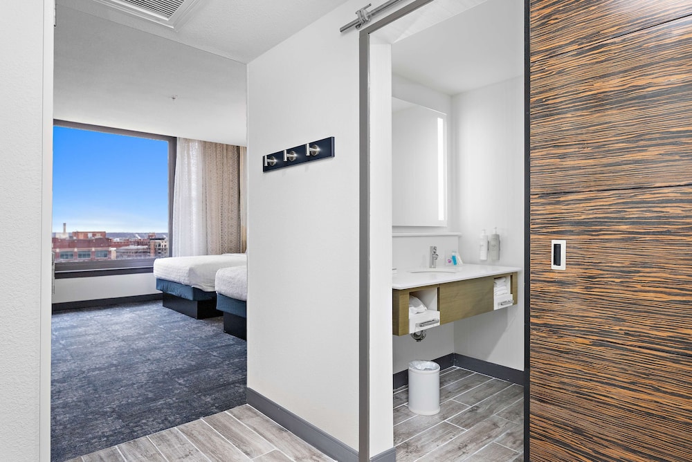 Hampton Inn Kansas City Downtown Financial District - photo 20