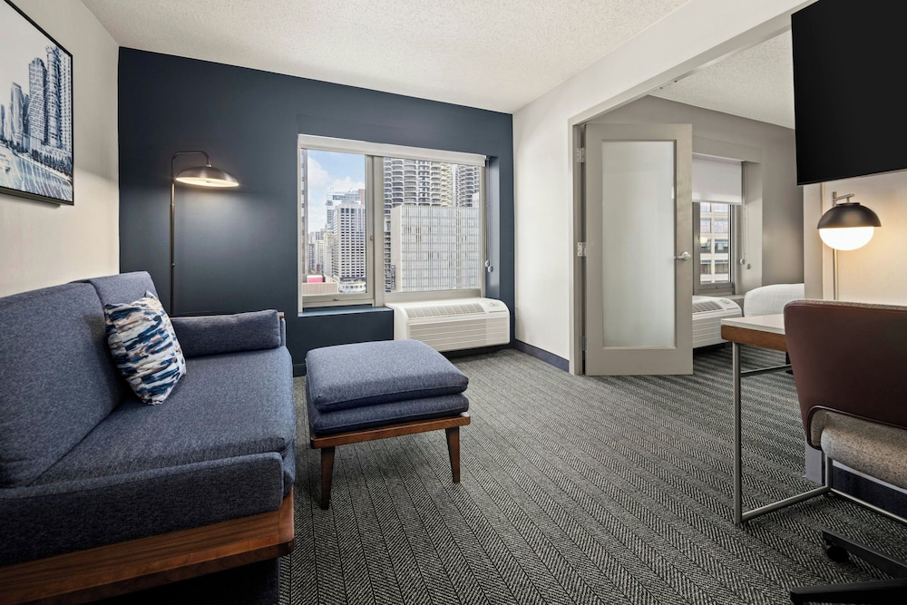Courtyard by Marriott Chicago Downtown River North - photo 22