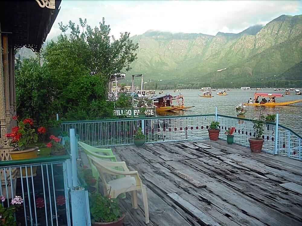 Dal View Resort in Srinagar, India