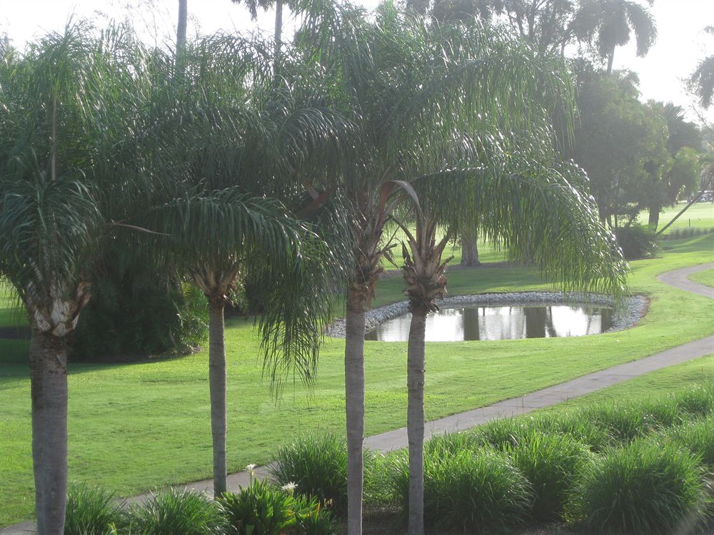 Hollywood Beach Golf Resort - photo 14