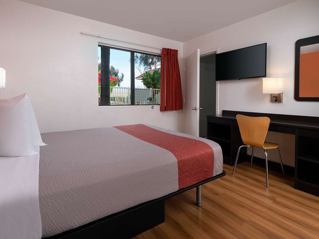 Motel 6 Santa Maria CA North - photo 9