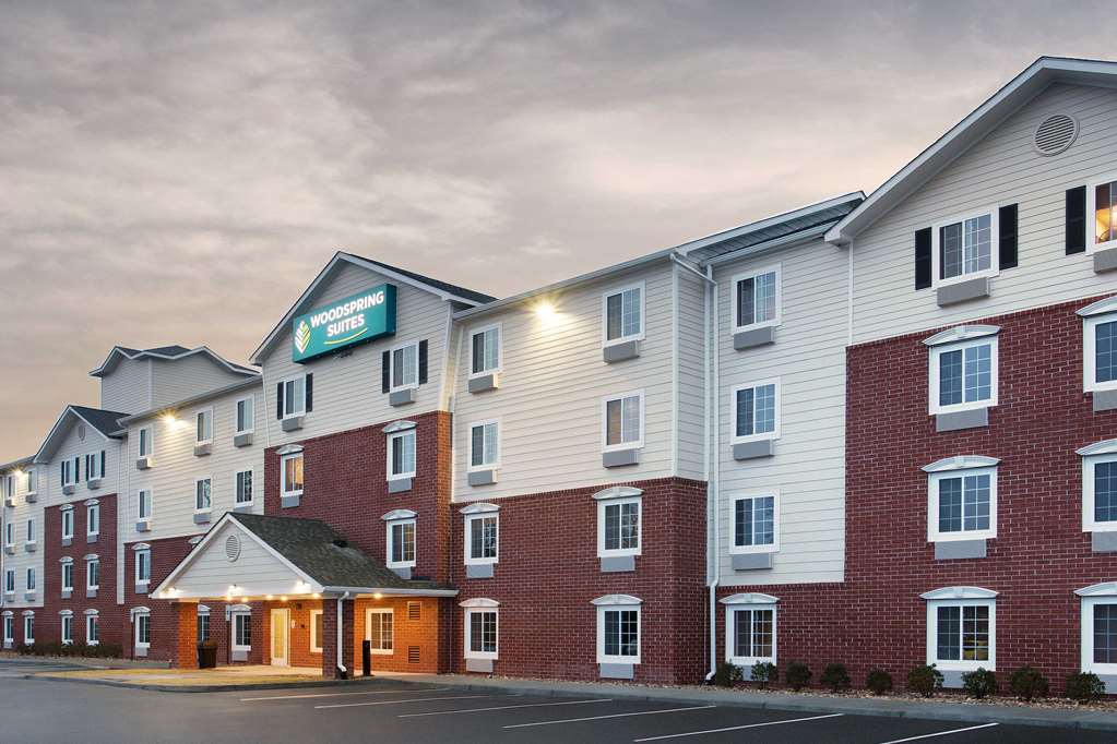 WoodSpring Suites Virginia Beach - photo 3