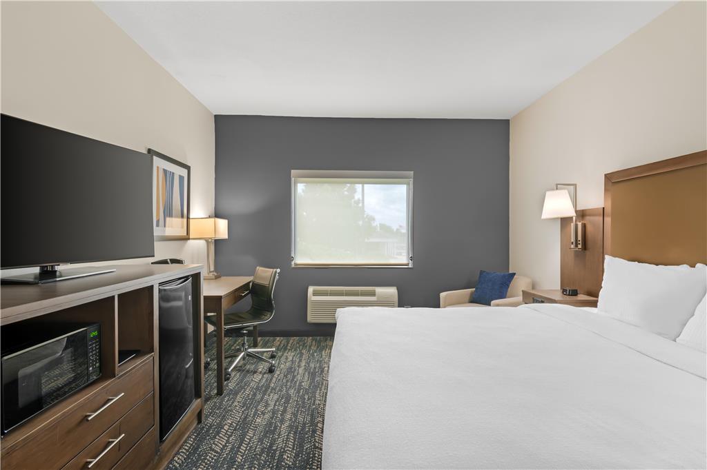 Best Western Plus Washington Hotel - photo 25