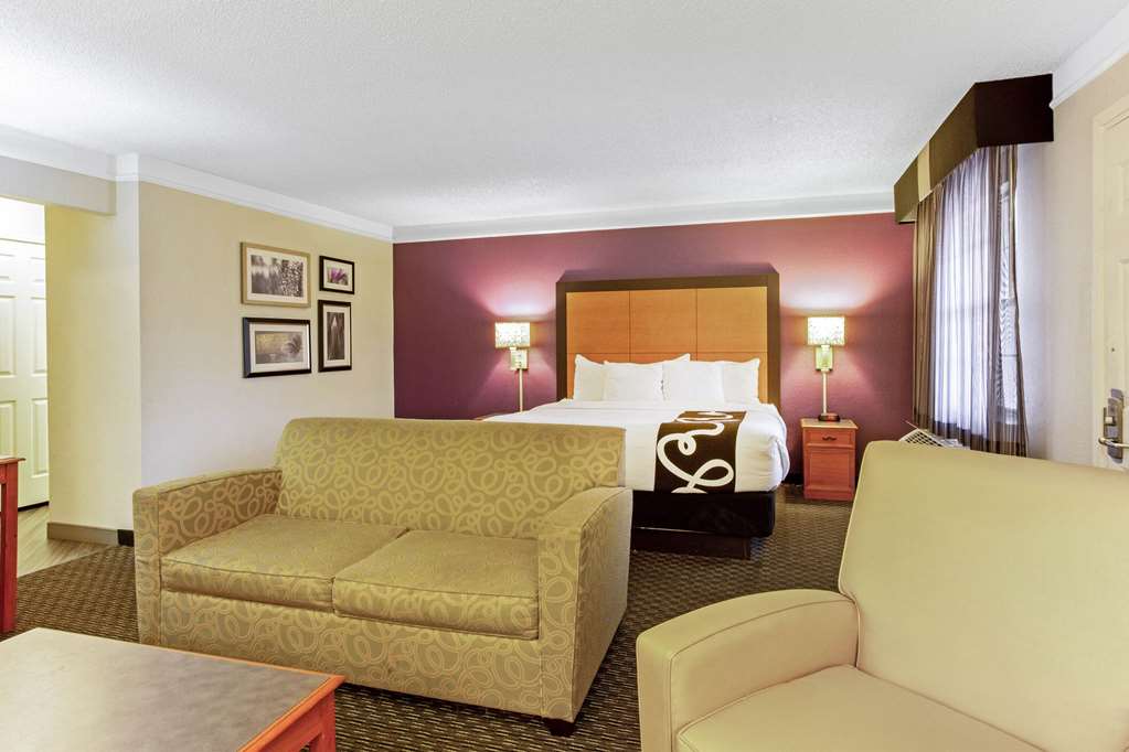 La Quinta Inn by Wyndham and Conference Center San Angelo - photo 46