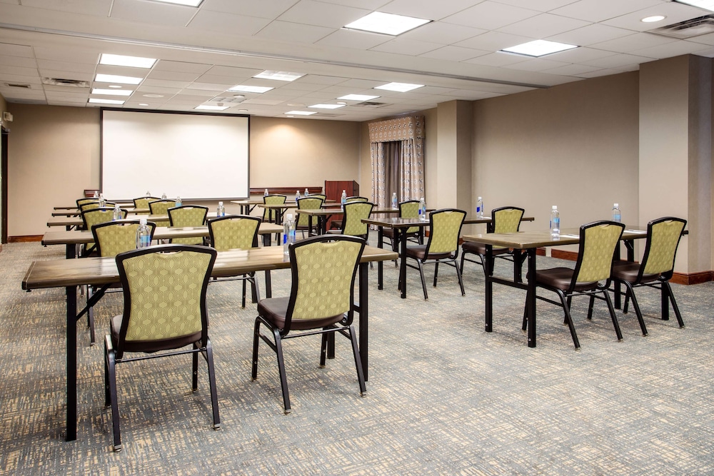 Hampton Inn & Suites Nashville Smyrna - photo 27