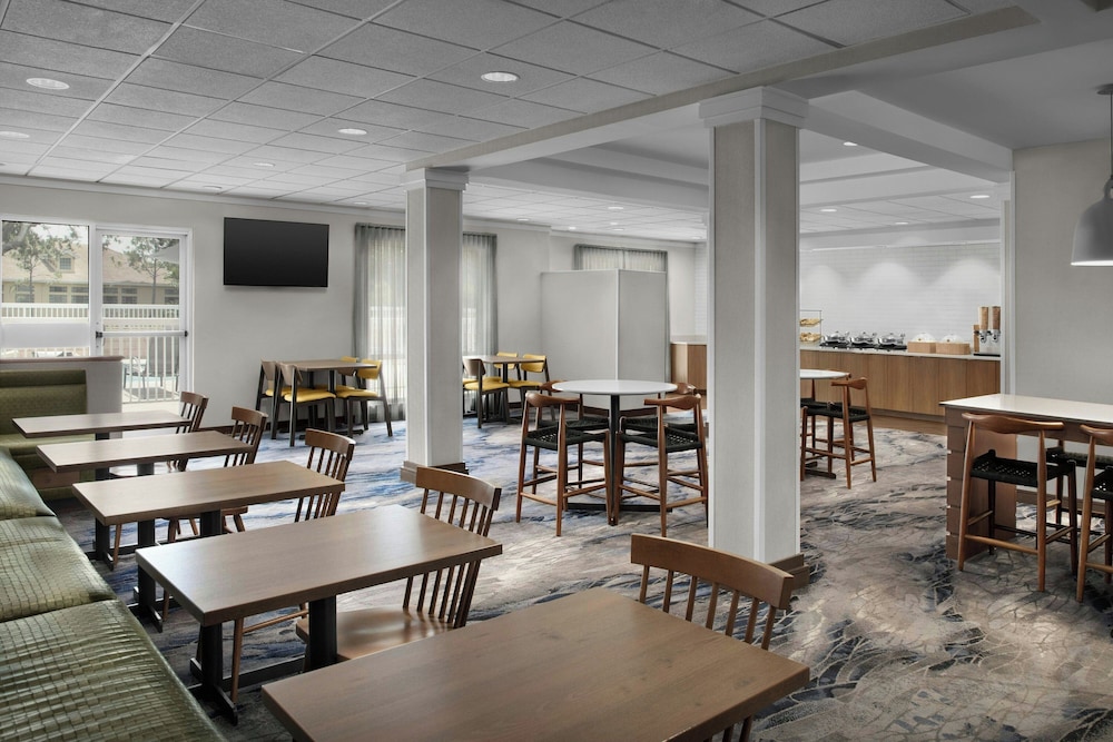 Fairfield Inn & Suites by Marriott Sarasota Lakewood Ranch - photo 37
