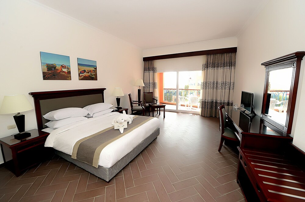 Savanna Empire Hotel and Resort Spa — hotel in Ain Sukhna
