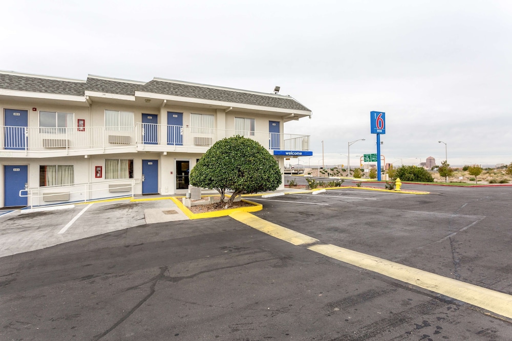 Motel6 Albuquerque NM South Airport - photo 29
