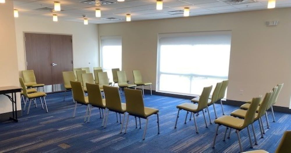 Holiday Inn Express & Suites Warrensburg North by IHG - photo 46