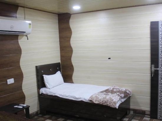 Ginni Executive — Amritsar — photo 5
