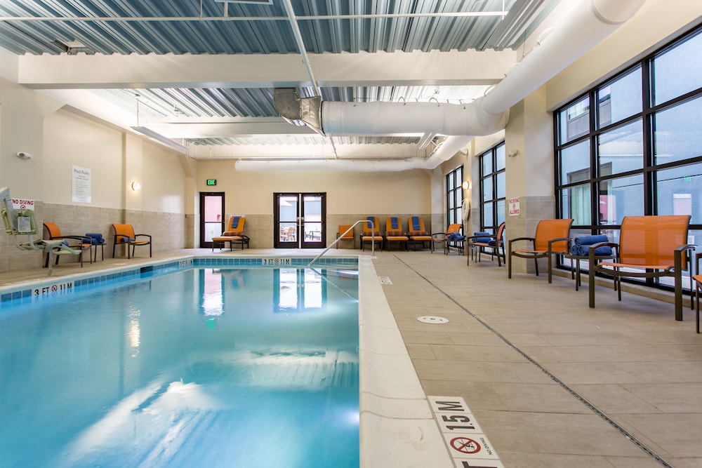 Holiday Inn Hotel & Suites Chattanooga Downtown by IHG - photo 27
