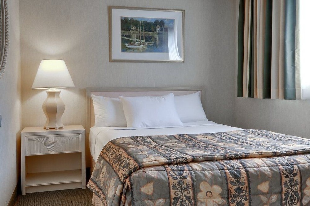 Vagabond Inn Ventura - photo 37