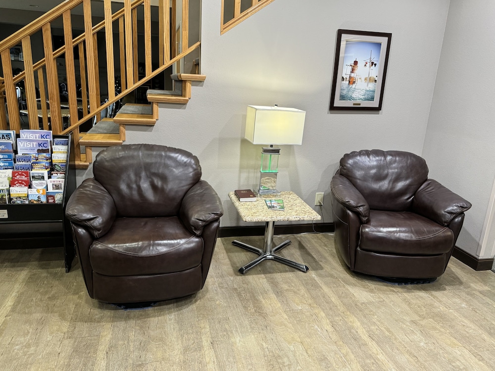 Garner Inn & Suites - photo 24