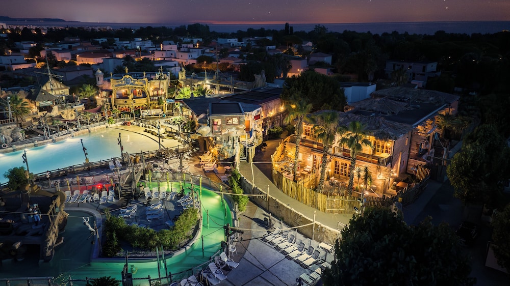 Hotel Pirates World — Agde