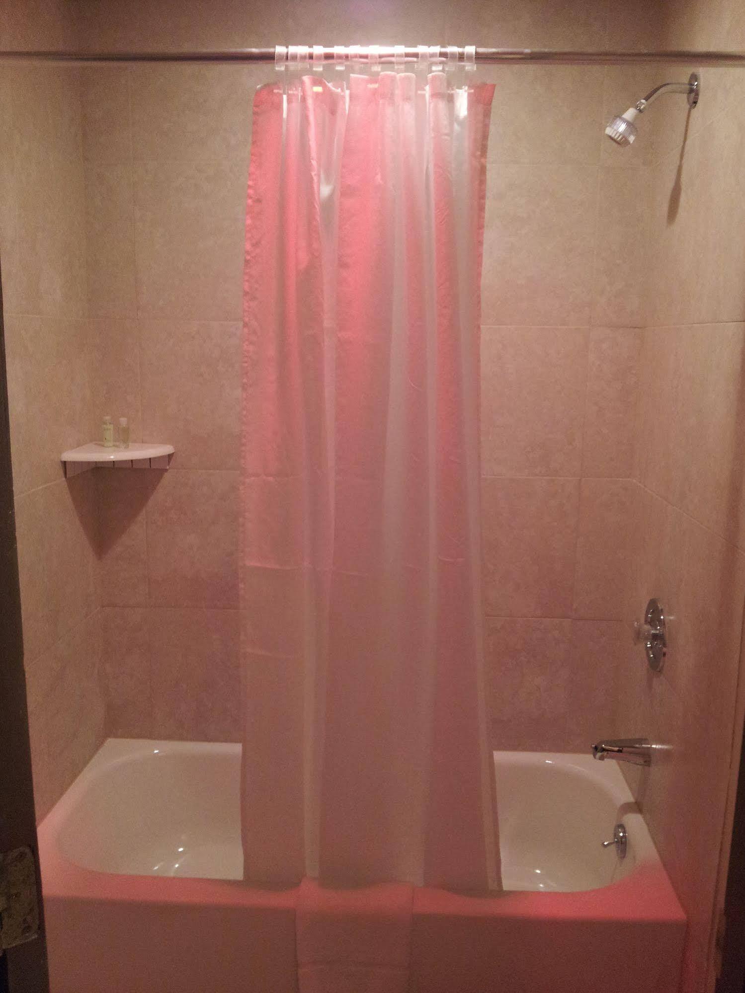 FairBridge Inn Suites & Outlaw Conference Center Kalispell - photo 30