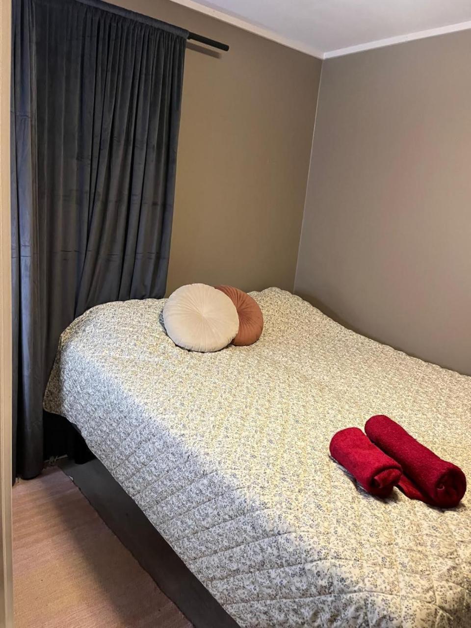 Tromsø Cozy Stay a Privat Room with Shared Bathroom And Kitchen — hotel near Tromsø Airport