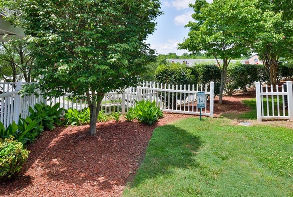 Holiday Inn Express Hotel & Suites Mooresville Lake Norman by IHG - photo 31