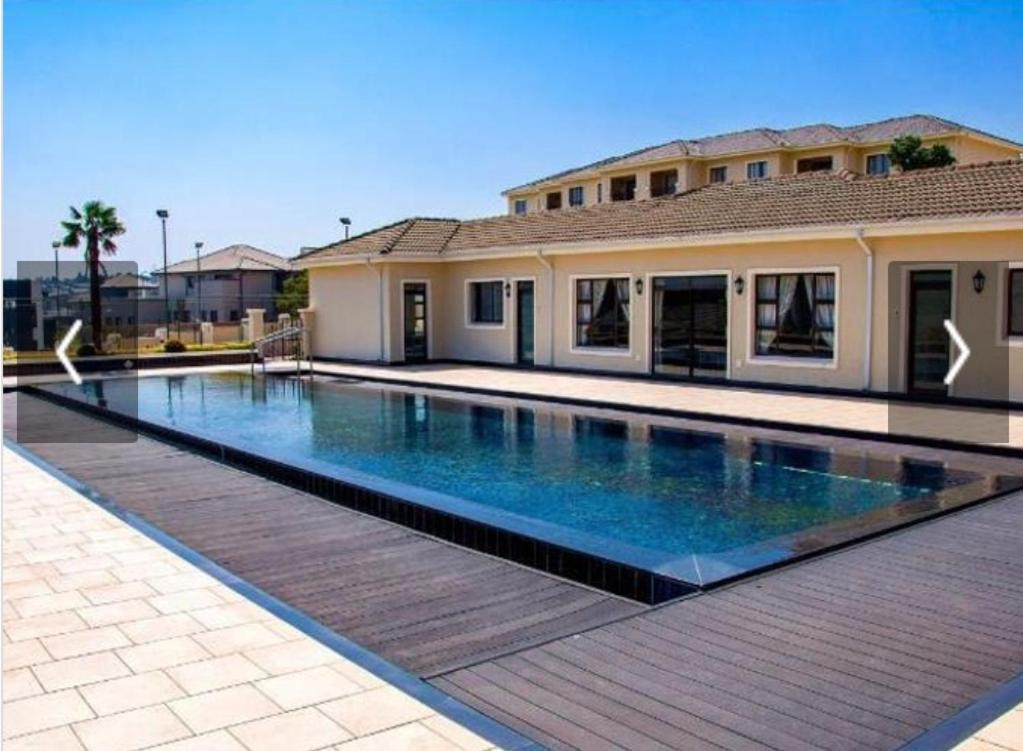 Cedar Fourways Sandton — 4-Star Luxury Hotel in Randburg, South Africa