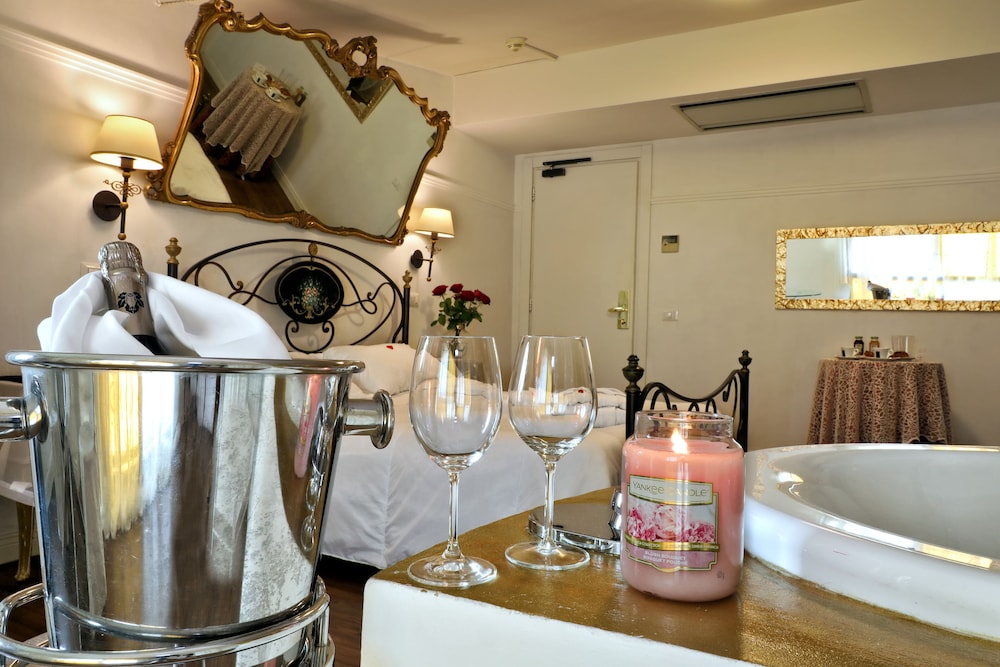 Albergo Al Castello in Pomezia, Italy