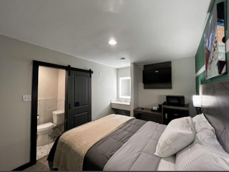 Bishop Arts Suites - last minute hotel in Dallas