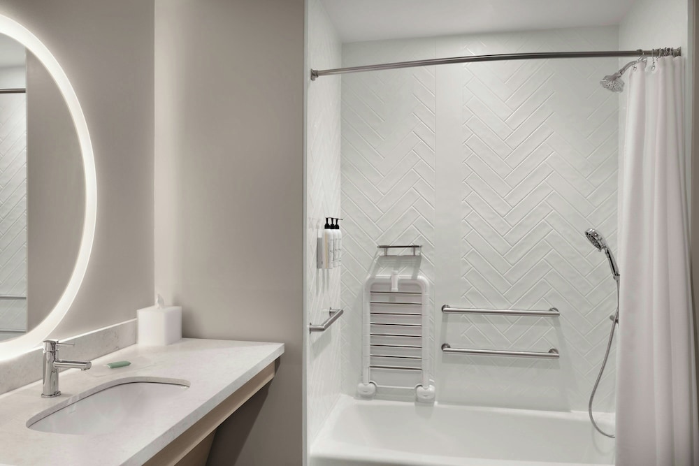 TownePlace Suites by Marriott Crown Point - photo 15