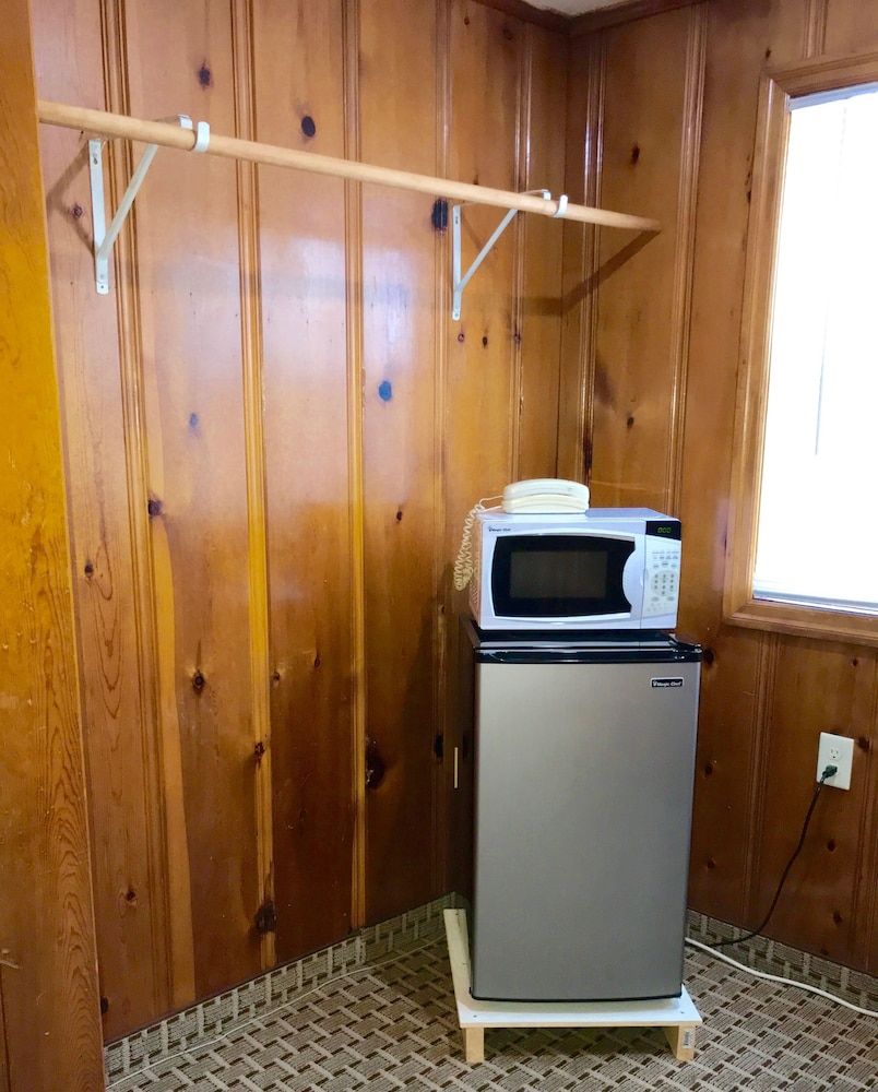 Horse Cave Motel - photo 17