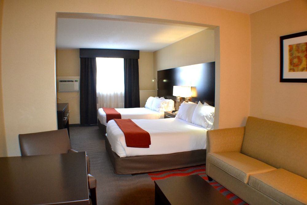 Holiday Inn Express Hotel & Suites Waterford by IHG - photo 3
