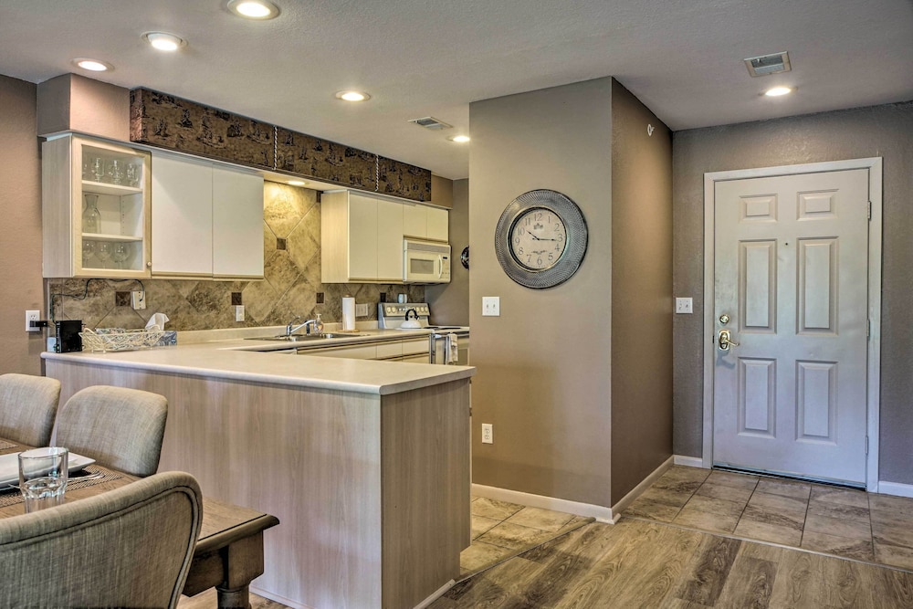 Resort Condo in Branson: 4 Mi to the 76 Strip - photo 3