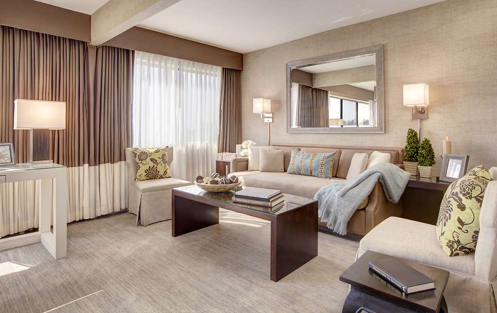 Luxe Sunset Boulevard Hotel - photo 4