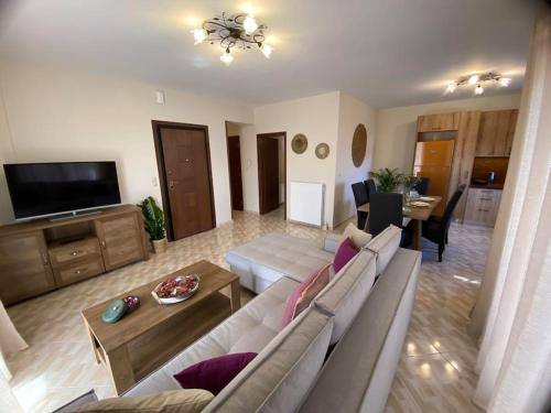 Spacious & Modern New Apartment — 4-Star Luxury Hotel in Irakleion, Greece