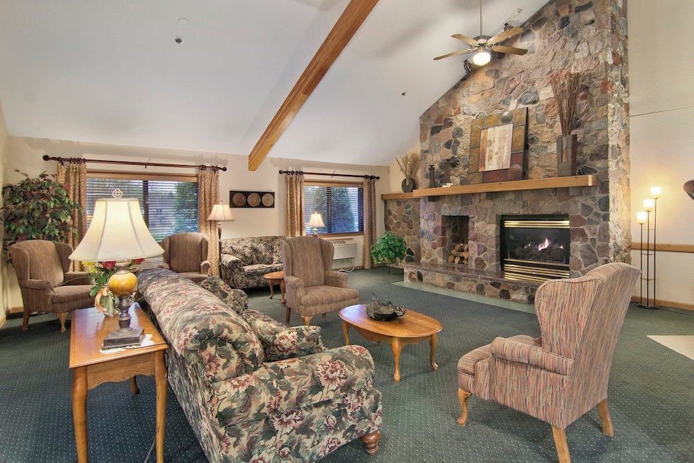 Boarders Inn & Suites by Cobblestone Hotels Faribault - photo 10