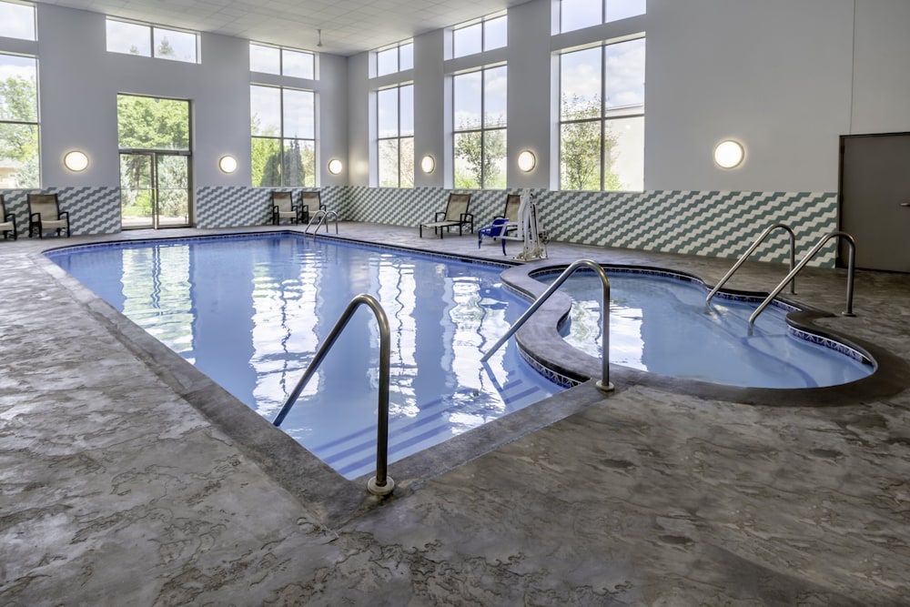 Holiday Inn & Suites Wausau Rothschild by IHG - photo 29