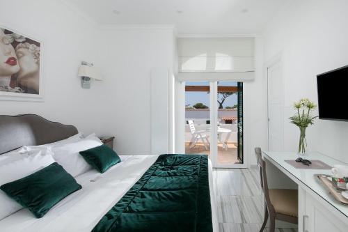 Vittoria Colonna Luxury B&B — 4-Star Luxury Hotel in Ischia, Italy