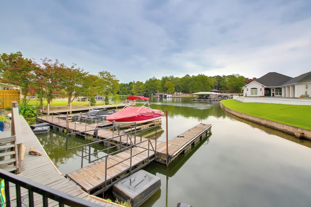 Lakefront Duplex on Lake Hamilton w Boat Slip - photo 29