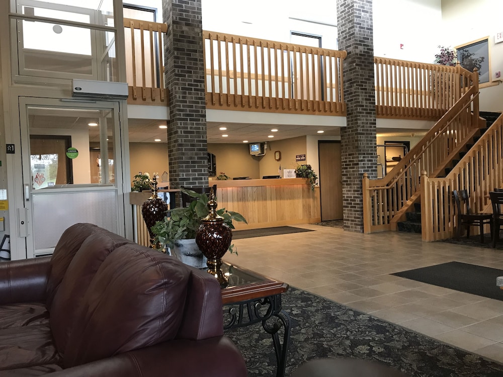 FairBridge Inn & Suites in Thorp WI - photo 3